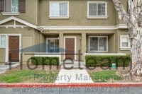 Building Photo - 2 BR/ 2.5 BA 1180 SQFT Eastlake Greens/ Chula Vista Condo