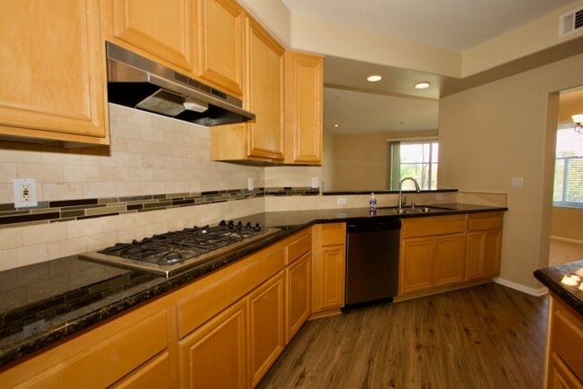 Building Photo - Carlsbad Condo West of 5 Freeway with Lagoon Views - Available June 1st!