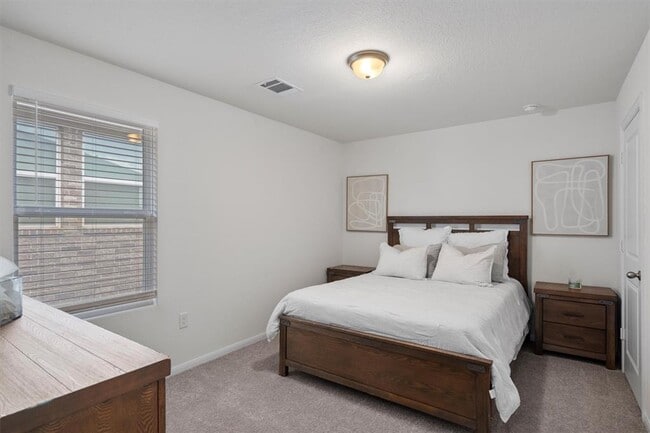 Building Photo - 6720 Coalinga Ln