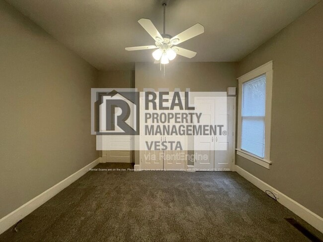 Building Photo - 3016 Ridge Ave