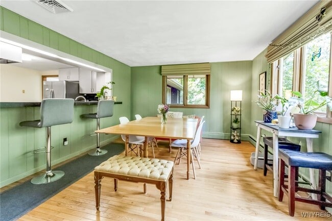 Building Photo - 4770 Boncrest Dr E