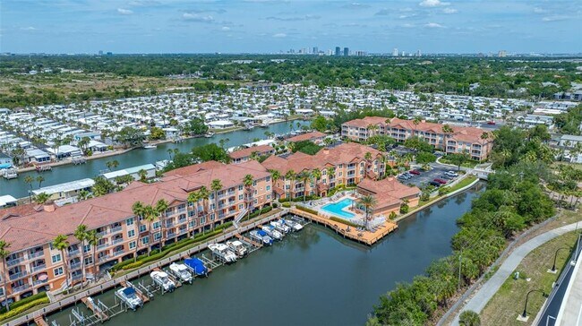 Building Photo - 5000 Culbreath Key Way