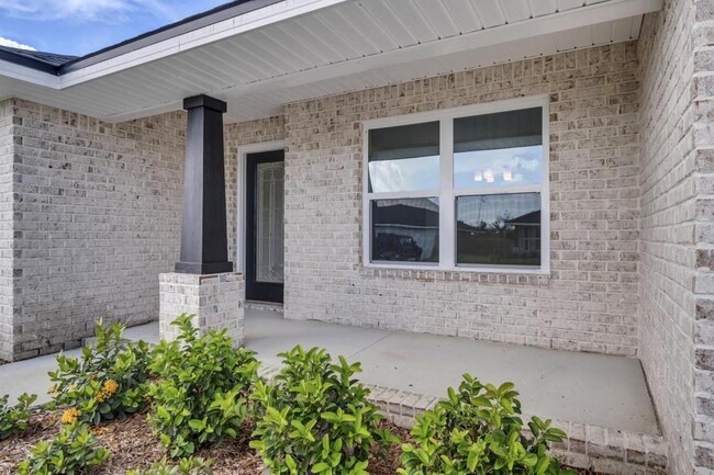 Building Photo - 3840 Redbud Wy