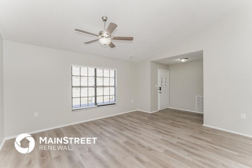 Building Photo - 8055 Wooden Dr