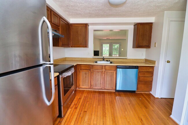 Building Photo - 229 Red Jade Dr