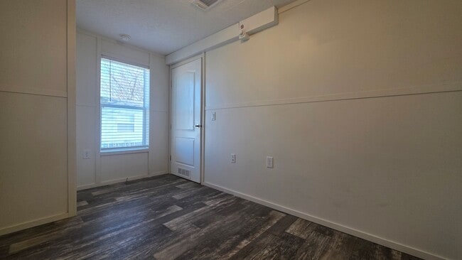 Building Photo - 3/2 MOBILE HOME IN COMMANDER'S PALACE - FRENSHIP ISD