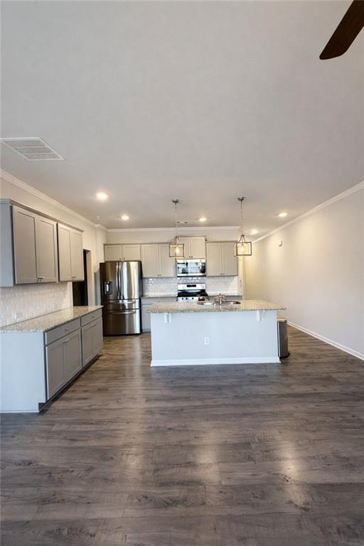 Building Photo - 766 Woodstock Grove Dr