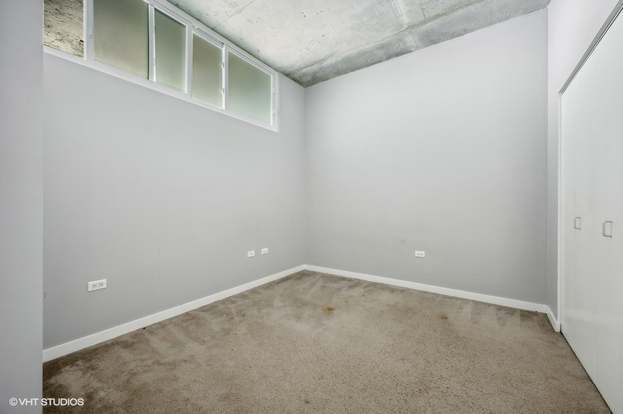 Building Photo - 235 W Van Buren St