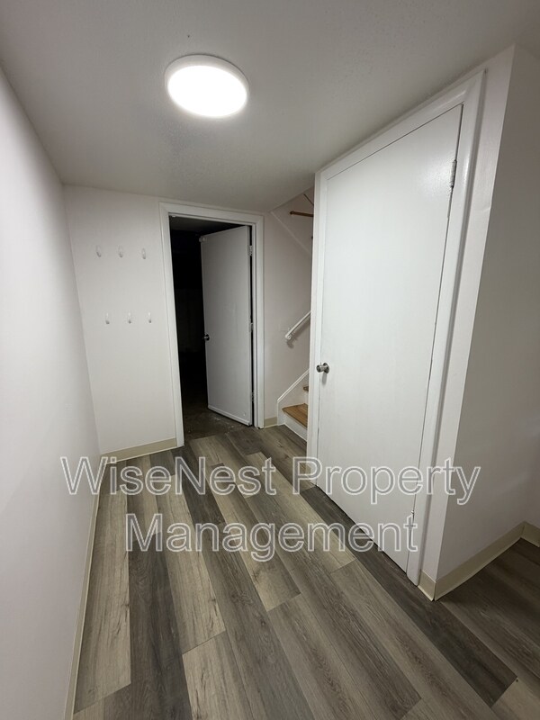Building Photo - 11724 Fremont Ave