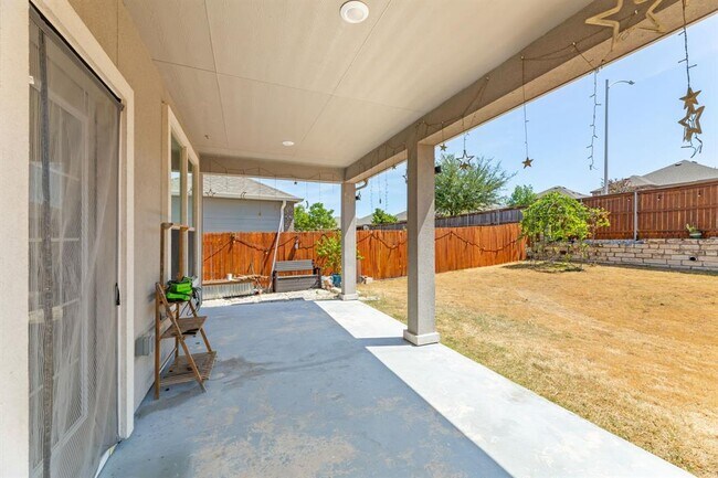 Building Photo - 7221 Kilday Cv