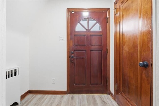 Building Photo - 3841 Lawnview Ave