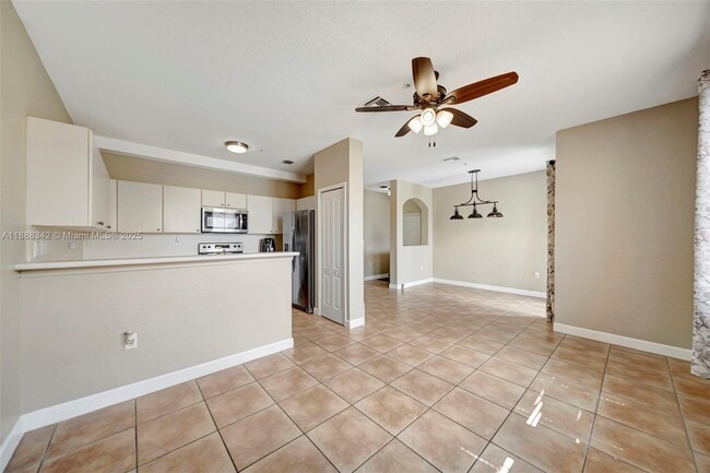 Building Photo - 4361 SW 160th Ave