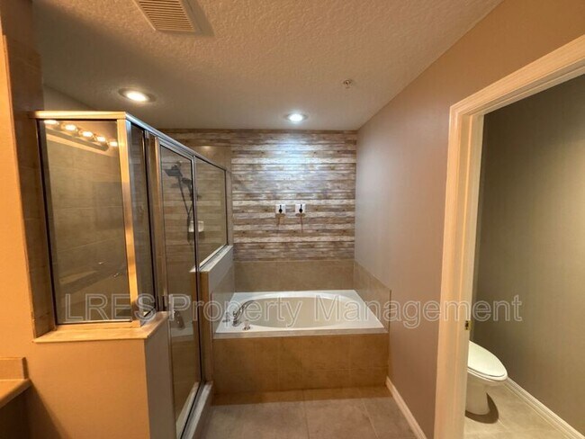 Building Photo - 55 Canterbury Bell Dr