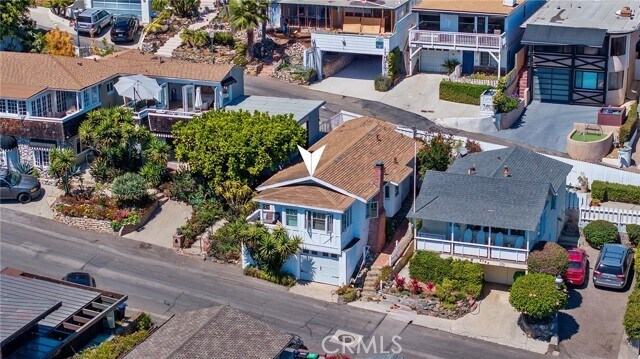 Building Photo - 2750 Solana Way