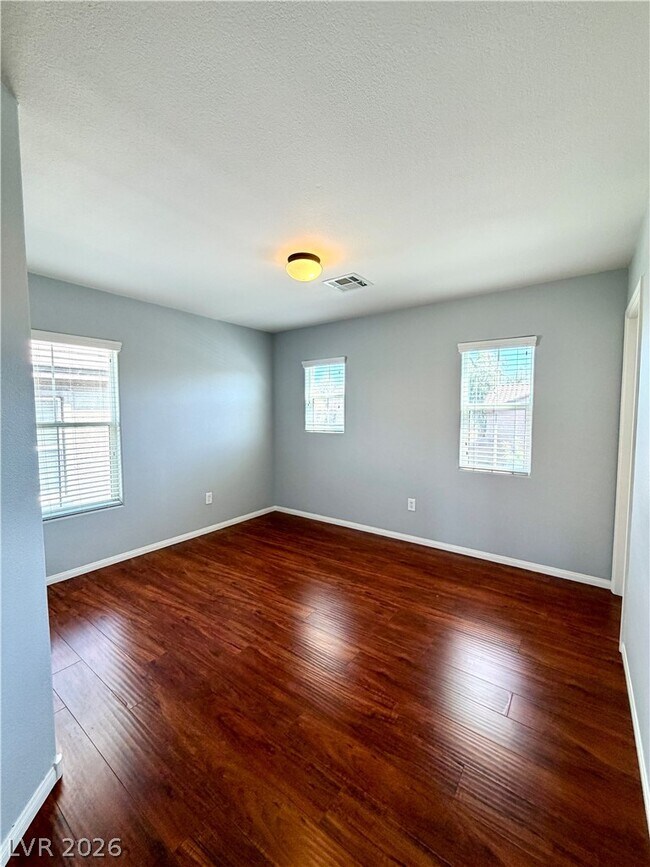 Building Photo - 8672 Big Sagebrush Ave