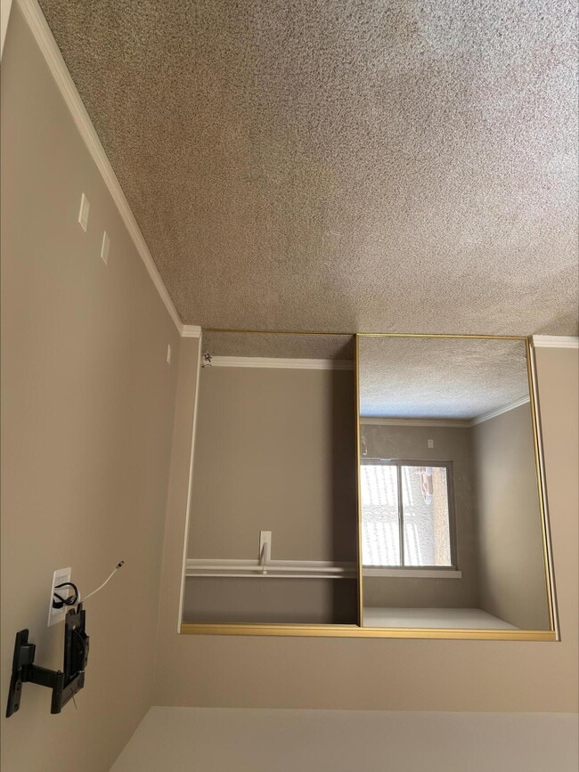 Building Photo - 44299 Capri Ct