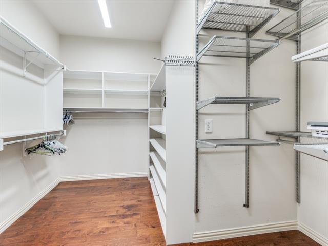 Building Photo - 7110 Waterbury Dr