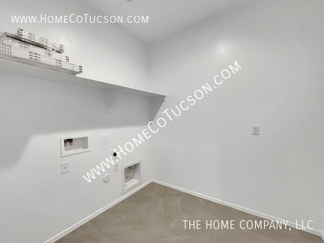 Building Photo - 13412 N Laura Ellen Ln