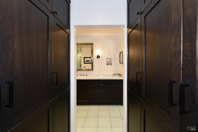 Building Photo - Stunning Four Bedroom Browns Valley Home f...