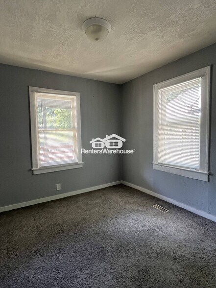 Building Photo - 7133 Agnes Ave