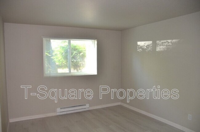 Building Photo - 726 Kirkland Cir