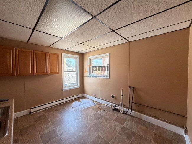 Building Photo - 3 Waltham St