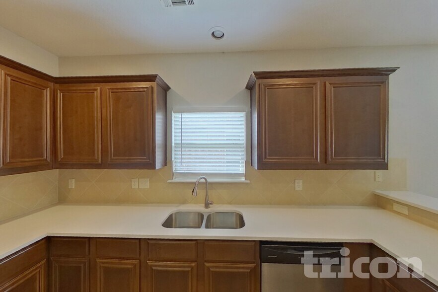 Building Photo - 1216 Alder Tree Ln