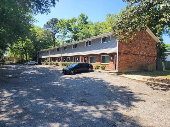 Building Photo - 815 Raleigh St