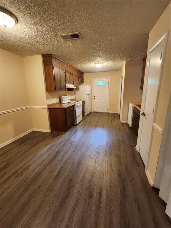 Building Photo - 155 Plum Orchard Rd