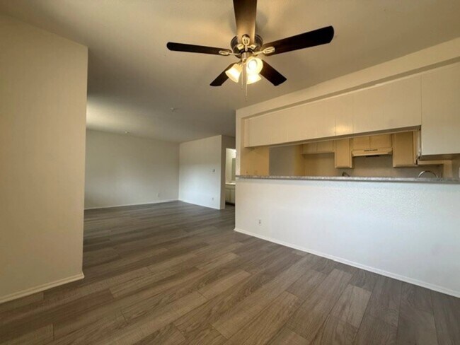 Interior Photo - 14020 Yukon Avenue,