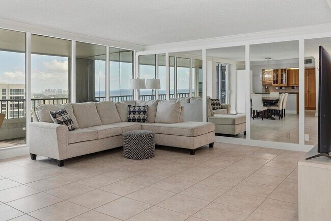 Building Photo - 4280 Galt Ocean Dr