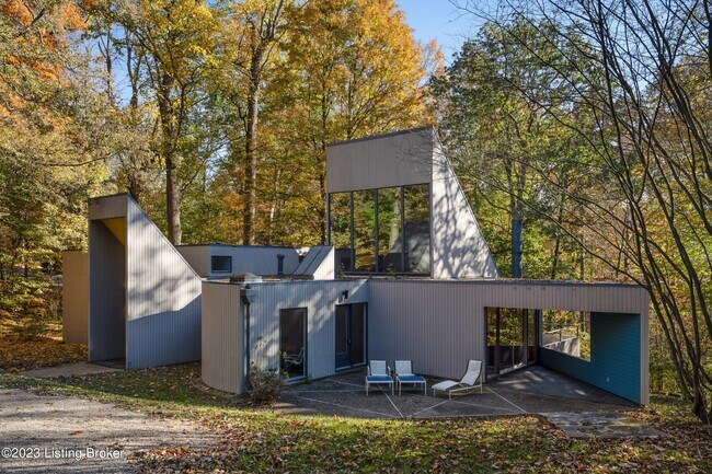 Building Photo - 6 Glen Arden Rd
