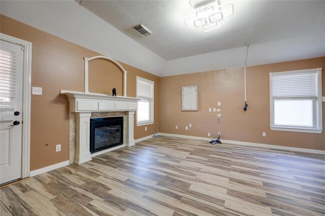 Building Photo - 21614 Trilby Way