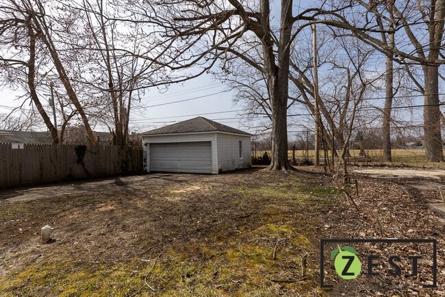 Building Photo - OPEN HOUSE 1/28! 4:30PM-5PM! BEAUTIFULLY REMODELED - 3-Bedroom 1-Bathroom 2-Car Garage