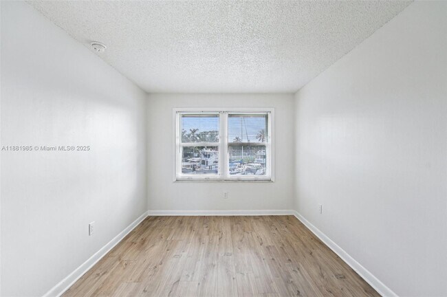 Building Photo - 311 Gulfstream Rd