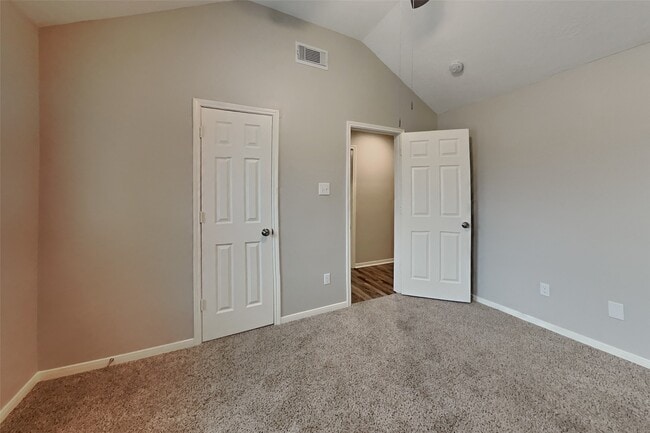 Building Photo - 5706 Straight Way