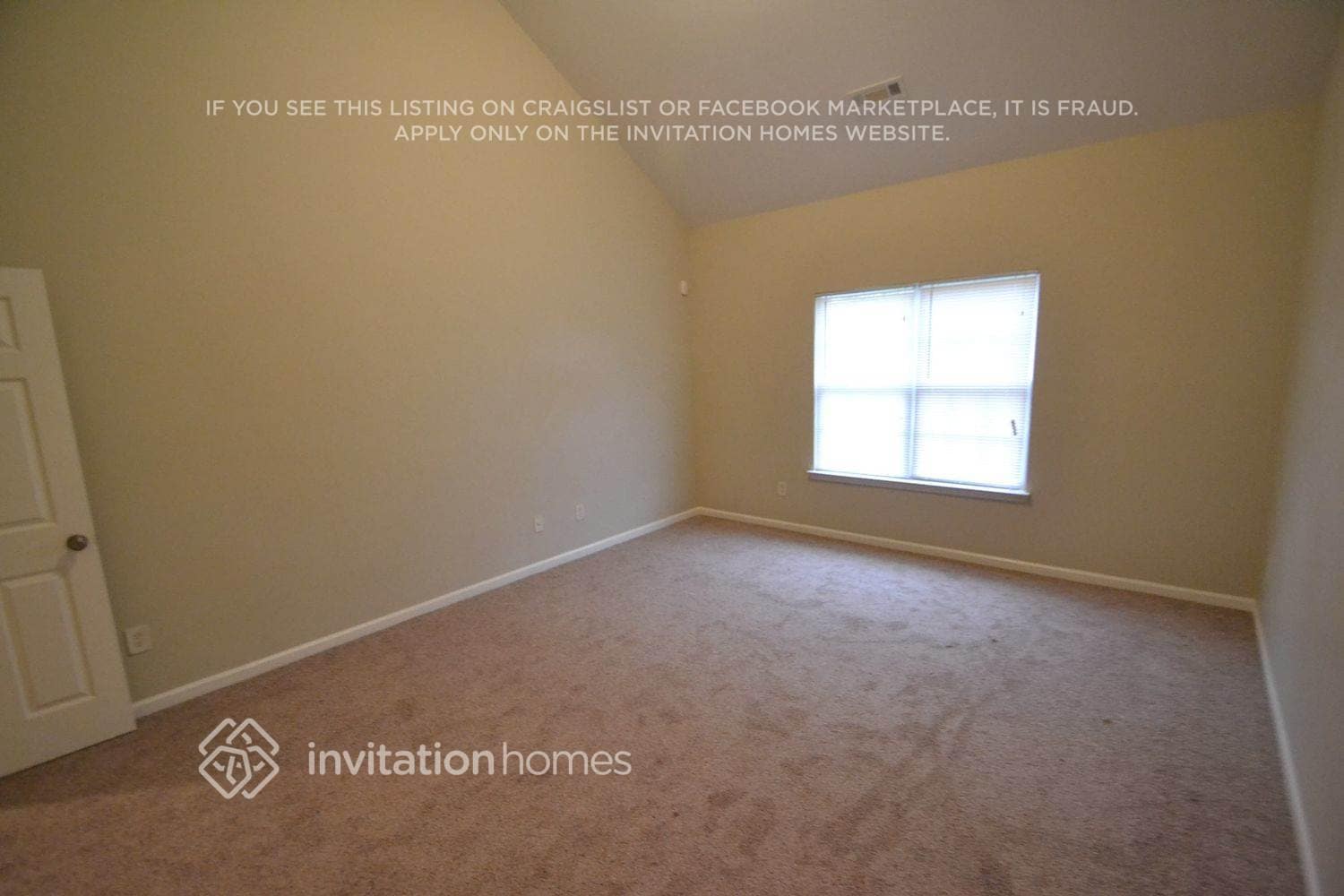 Building Photo - 8728 Hazelcroft Ln