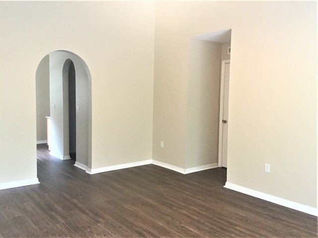 Building Photo - 1071 Royal Marquis Cir