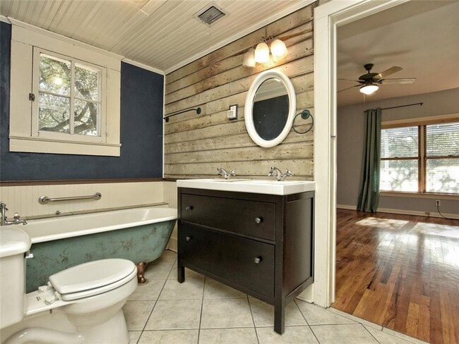 Building Photo - 4503 Weletka Dr
