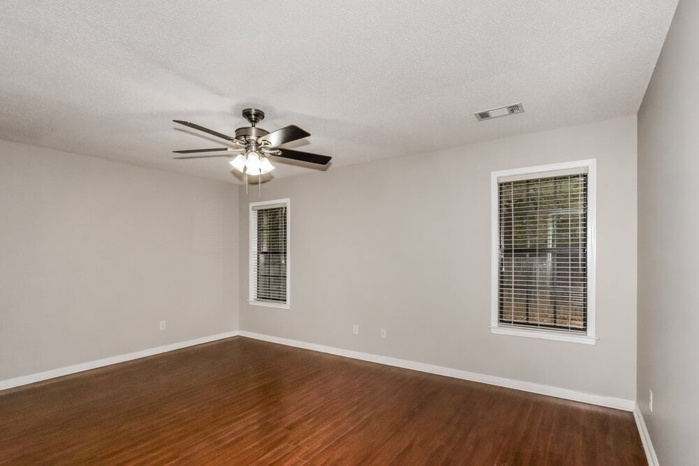 Building Photo - 8018 Jills Creek Dr