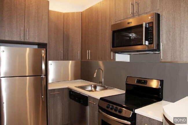 Primary Photo - 349 E 52nd St