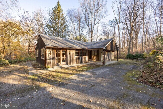 Building Photo - 22 Bertolet School Rd