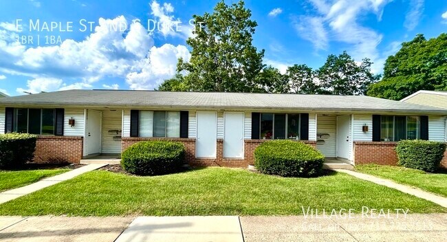 Building Photo - 501 E Maple St