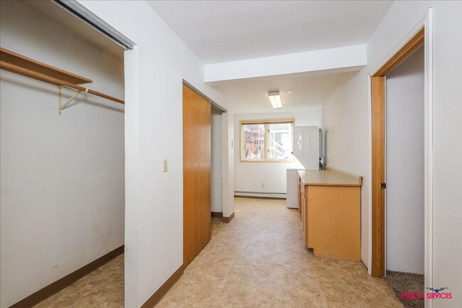 Building Photo - 2BD | 2BA Nestled on a Cul-De-Sac