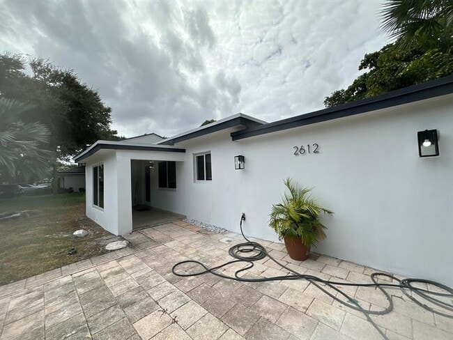 Building Photo - 2612 Florida Blvd