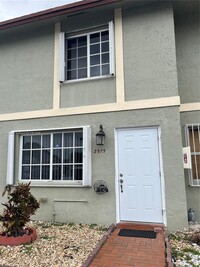 Building Photo - 3975 W 9th Ct