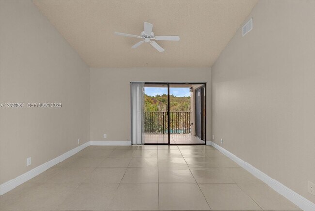 Building Photo - 10105 W Sunrise Blvd