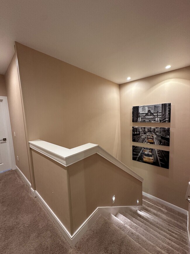Building Photo - 7534 Brooklyn Dr
