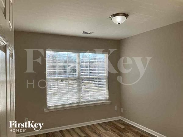 Building Photo - 1505 Black Kettle Dr