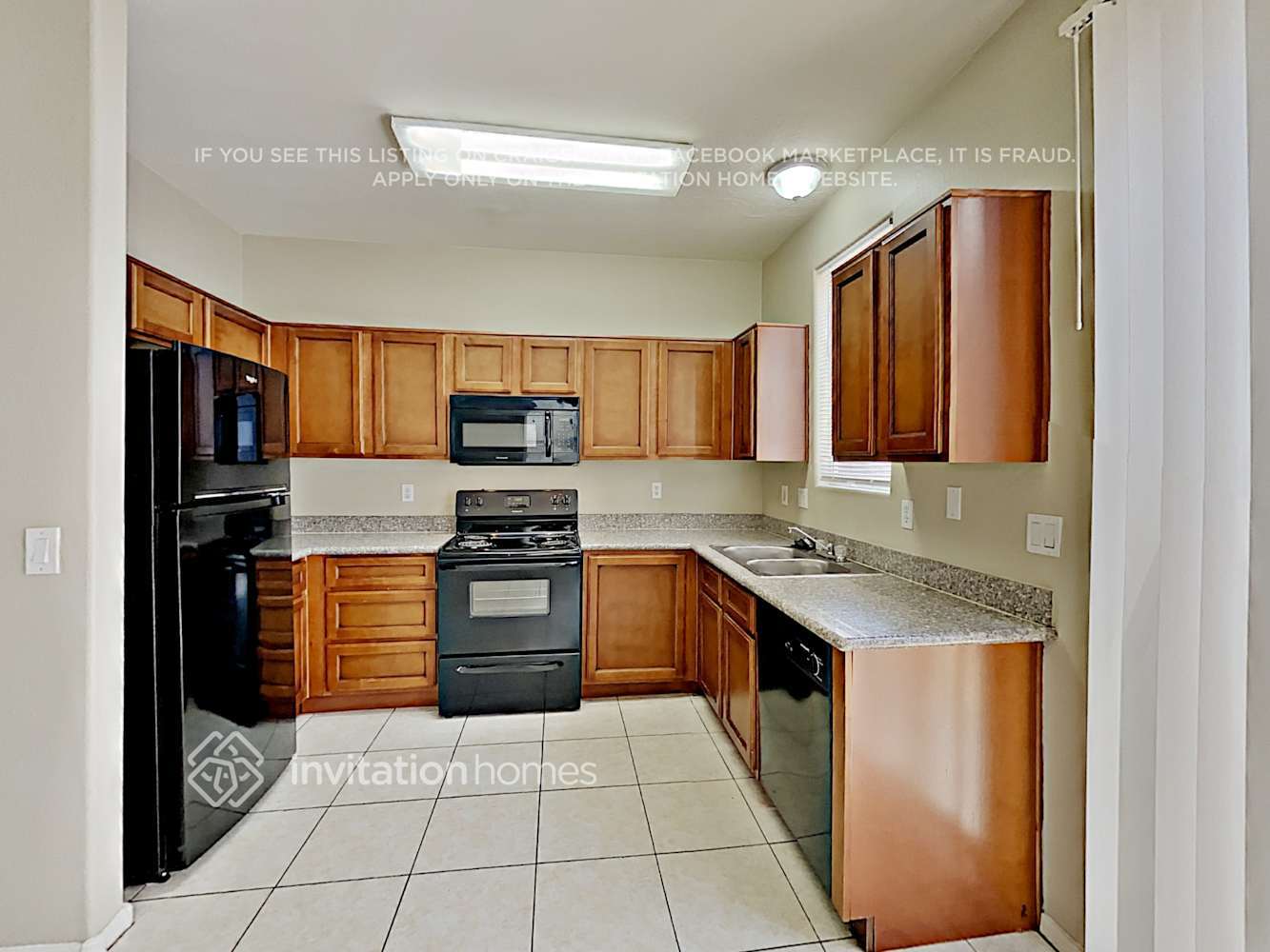 Building Photo - 424 N 66th Ave